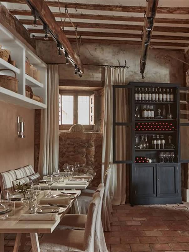 Samantha Vallejo Nágera - Casa Taberna